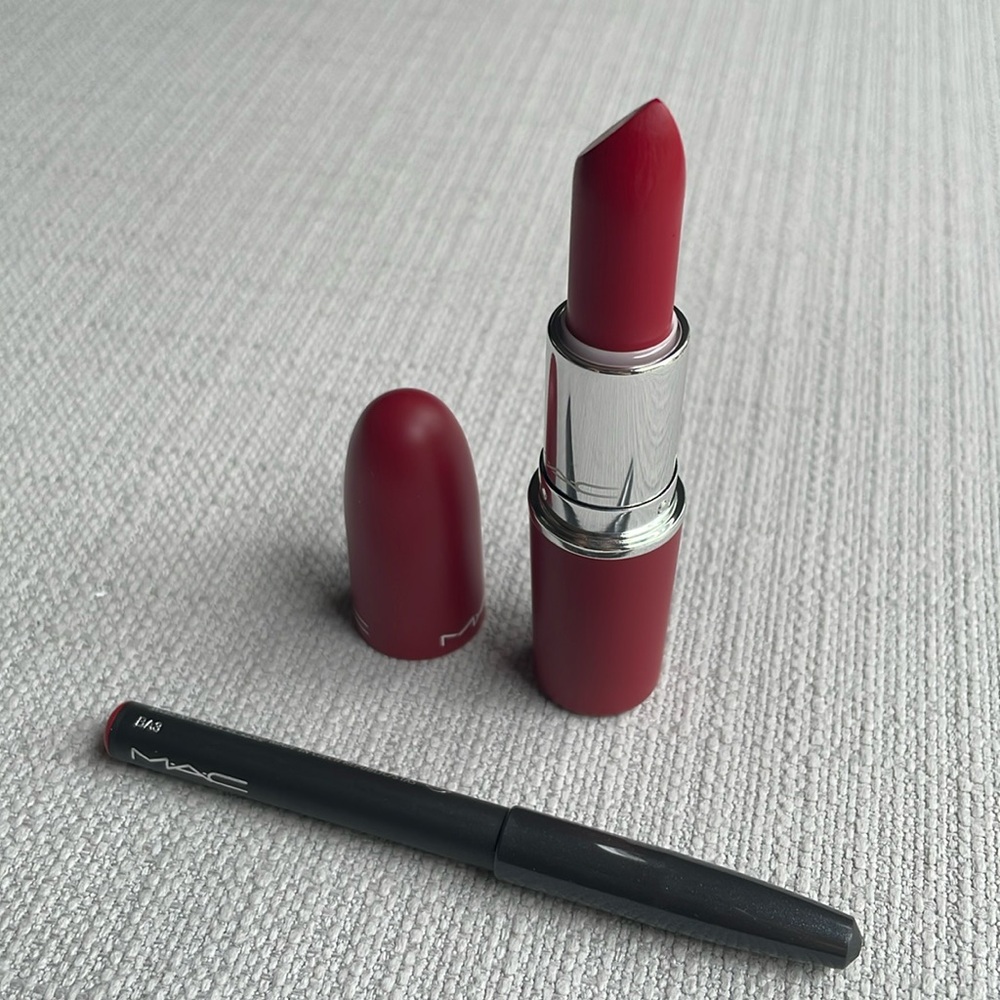 MAC Retro Matte Lipstick - 707 Ruby woo & mini lip liner set
